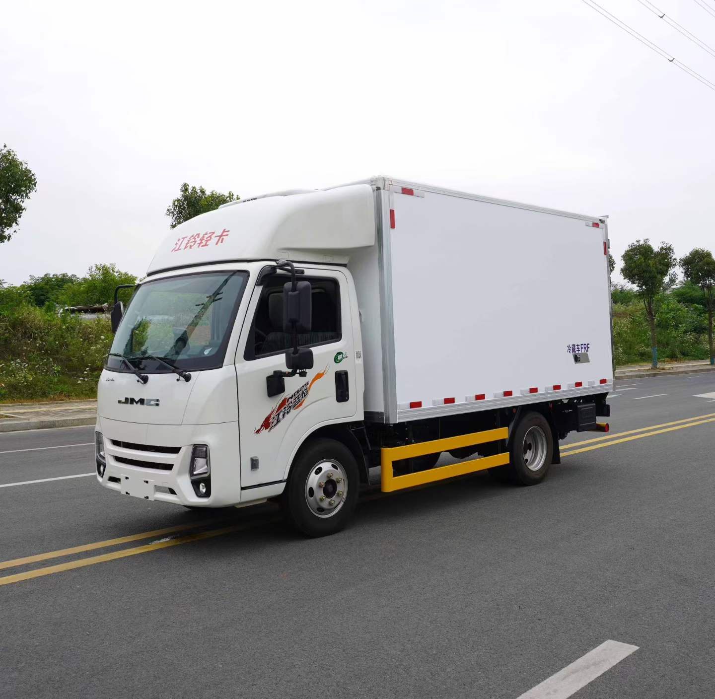 江铃新顺达（3.7米）冷藏车